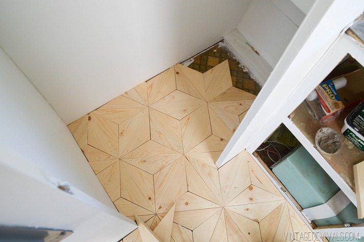 DIY Geometric Wood Floor vintagerevivals.com-21